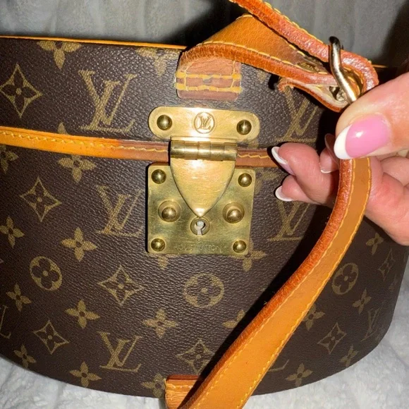 Louis Vuitton BOITE CHAPEUX 40 hat box - Picture 3 of 14